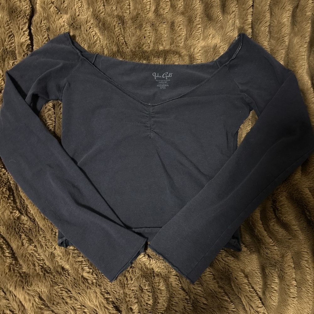 Brandy Melville Women's navy blue long sleeve top
